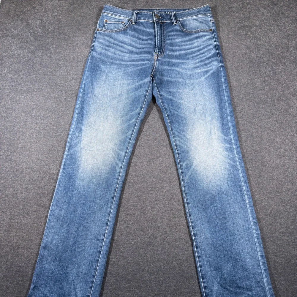 American Eagle Relaxed Straight Jeans Mens 32x34 Blue Stretch Denim Medium Wash